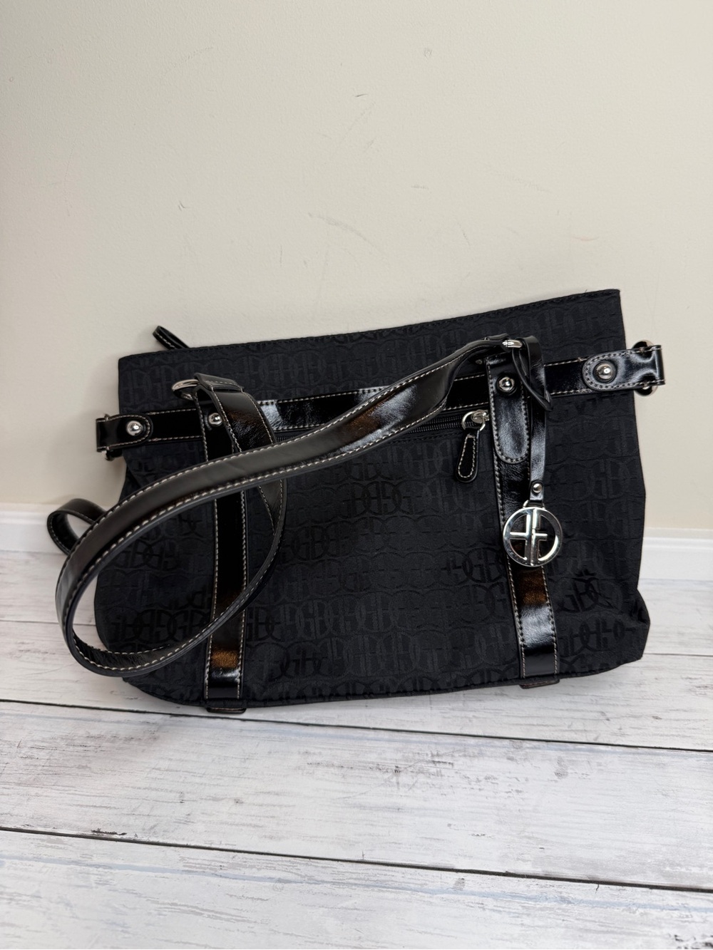 Giani Bernini Black Patterned Shoulder Bag with Glossy Trim